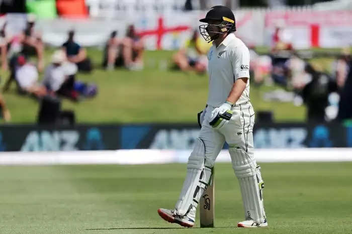 NZ v ENG: Latham’s review blunder costs New Zealand at Mount Maunganui