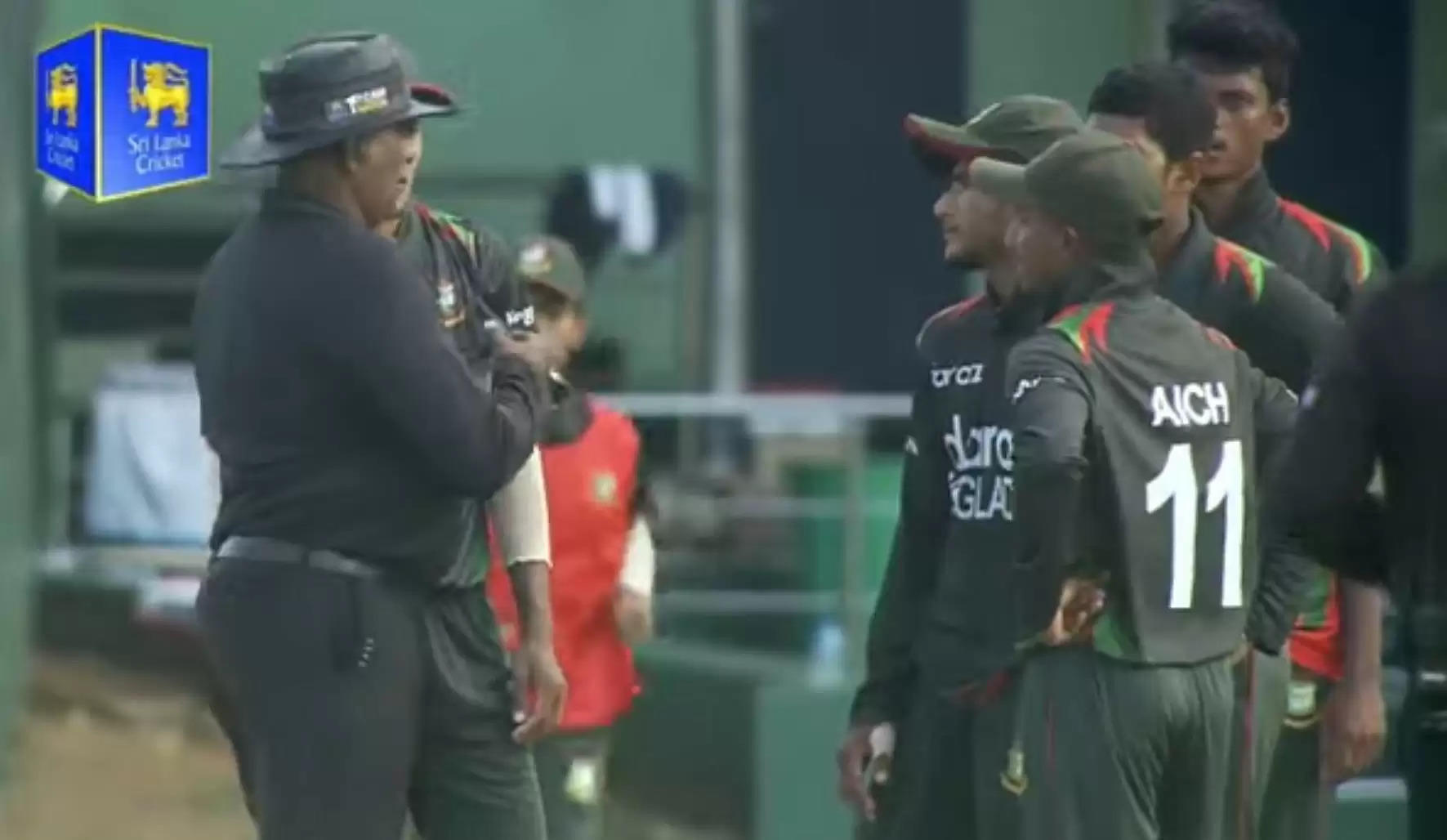 Bangladesh U19 players surround umpire after he disallows to bowl a player for taking a long break