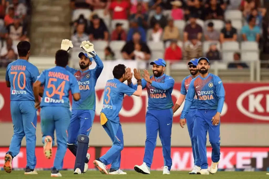 India crush New Zealand by seven wickets in the second T20I to go 2-0 up in the series