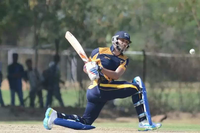 Yuvraj Singh plans to return to professional Cricket
