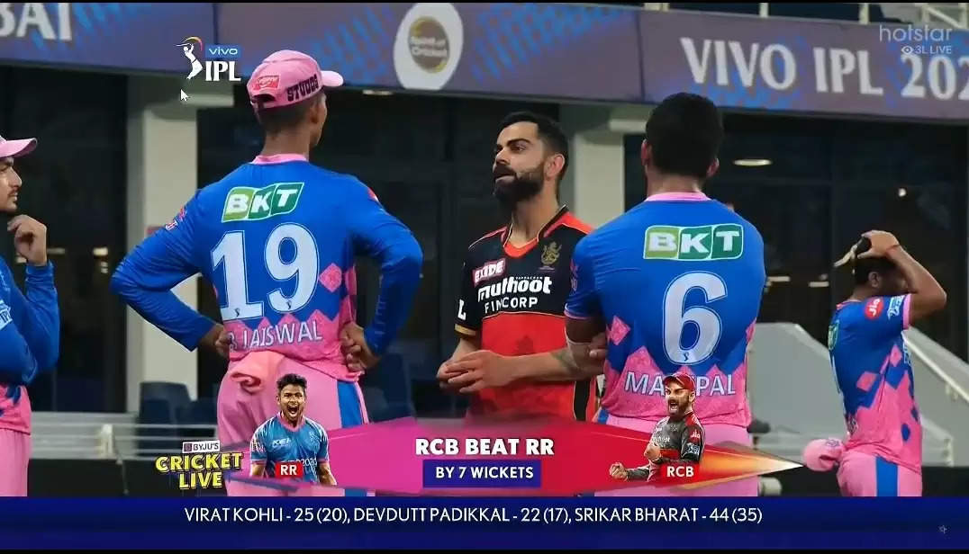 WATCH: Virat Kohli at it again; mentoring RR youngsters after game