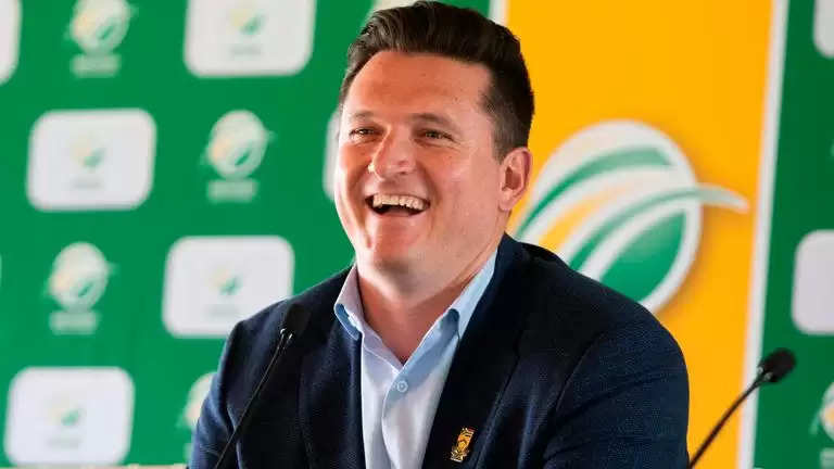 ‘He was unavailable’ says Graeme Smith; Chris Morris calls it a breakdown in communication