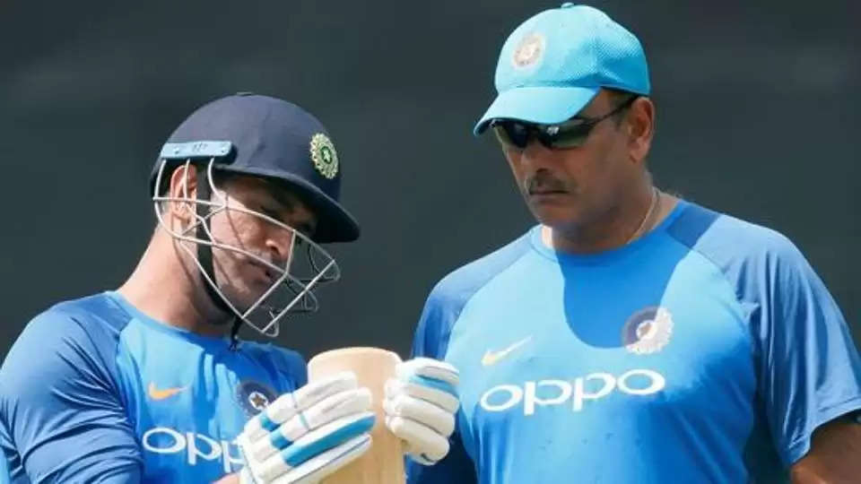 If Dhoni decides he is good enough to continue, don”t mess around with that: Shastri