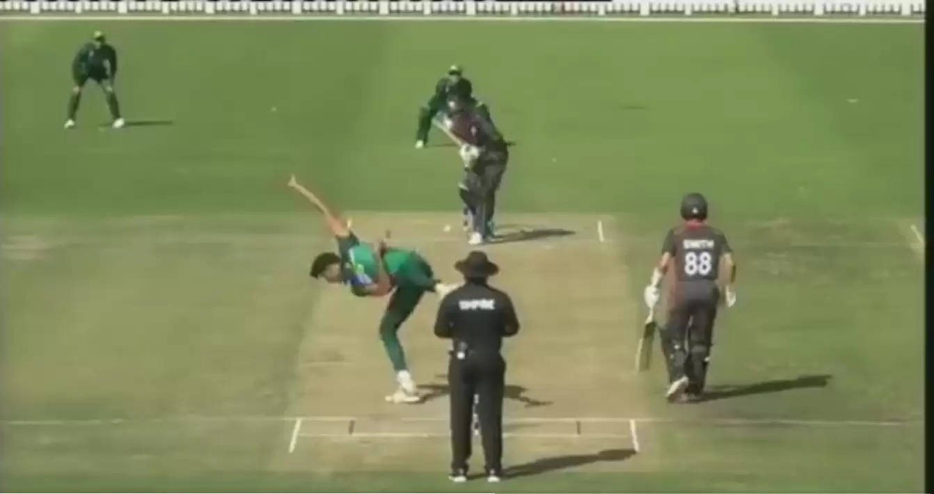 WATCH: Pakistan’s 6’8″ teenage pacer Mohammad Zeeshan who will grace the U19 World Cup
