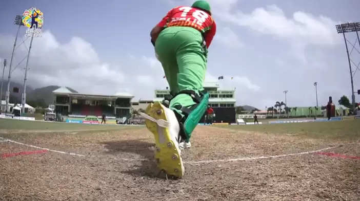 ‘What the fork’ – Social media reacts as fork found under Malik’s shoe during CPL game