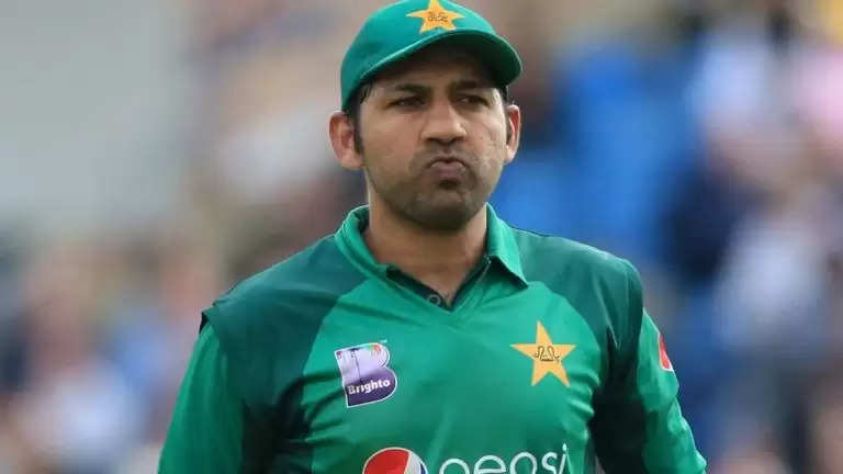 Sarfaraz had chance to make graceful exit from captaincy: Sources