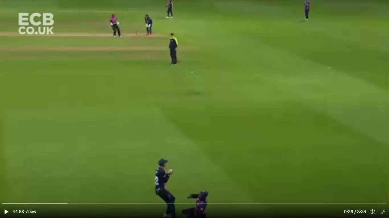 WATCH: Confusion in T20 Blast final as players collide & one jumps over for boundary catch