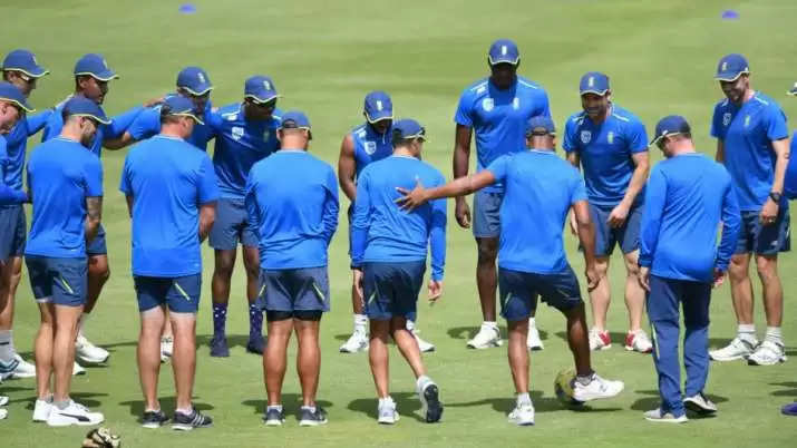 South Africa cricketers get green light to resume training