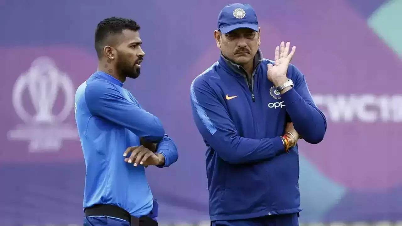 Hardik Pandya and Ravi Shastri (Source - X)?width=963&height=541&resizemode=4