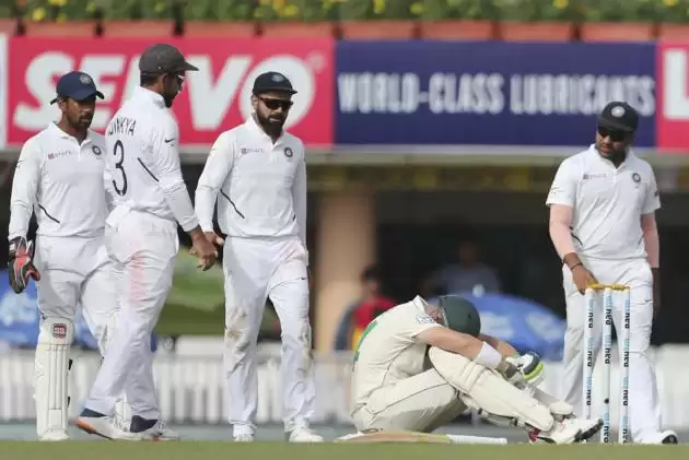 IND v SA: India two wickets away from clean sweep