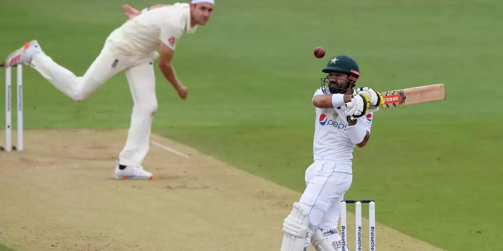 England v Pakistan, 2nd Test, Day 2 – Rizwan rises amidst reign of rain