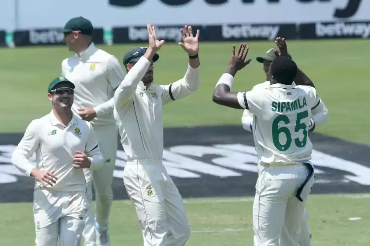 SA vs SL: Dean Elgar praises debutant Sipamla for his character