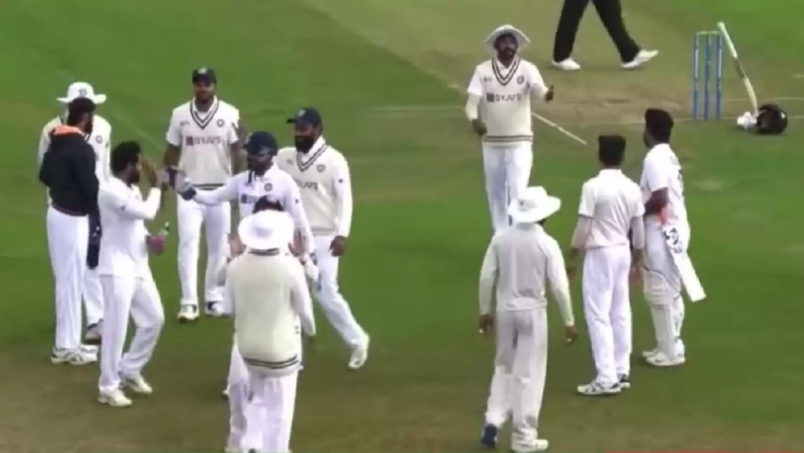 WATCH: Rishabh Pant falls after leading Leicestershire’s batting in warm-up game; Jadeja gives big hug