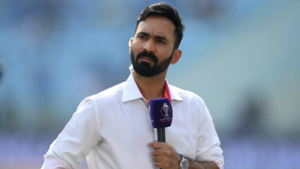 Dinesh Karthik names two finishers for India.