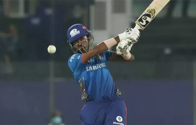 WATCH: Irfan Pathan suggested Hardik Pandya to SRH in 2013; VVS Laxman rejected