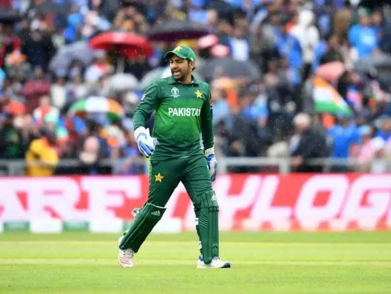 Akhtar, Miandad, Moin express shock at Sarfaraz Ahmed’s sacking