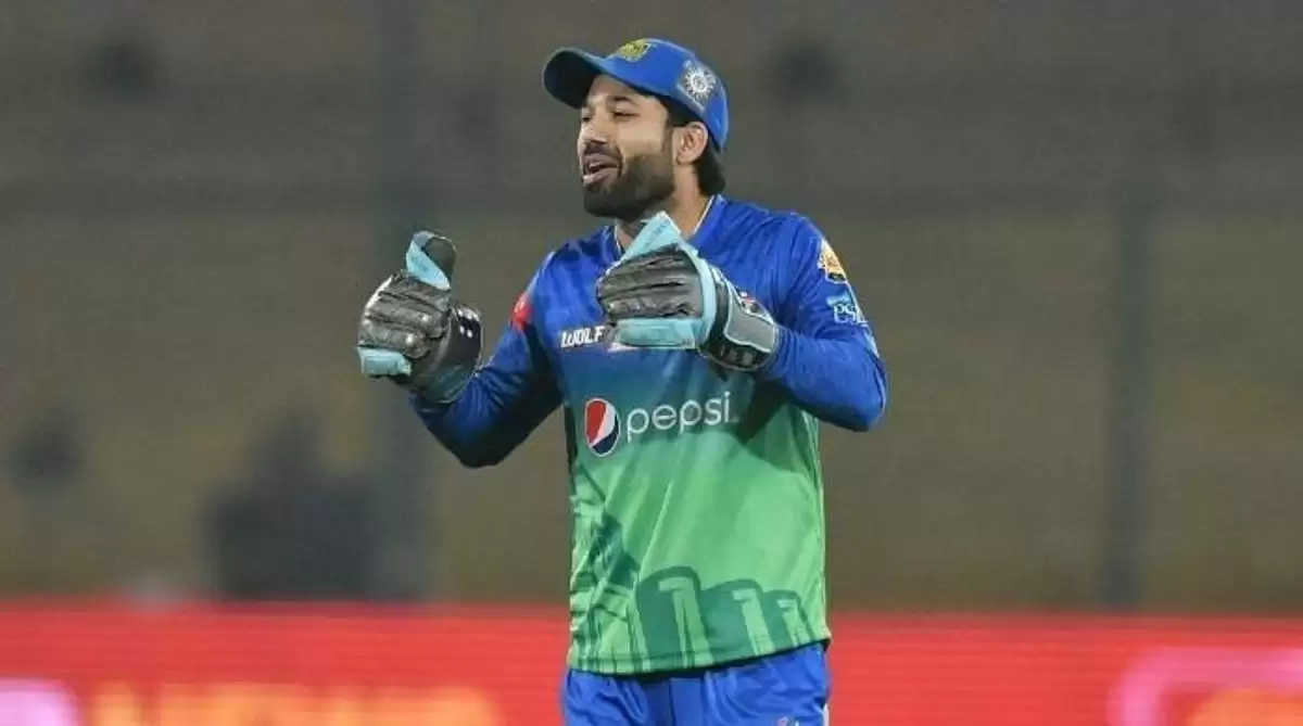 Twitter Reacts as Mohammad Rizwan struggles his way to 53 against Lahore Qalandars
