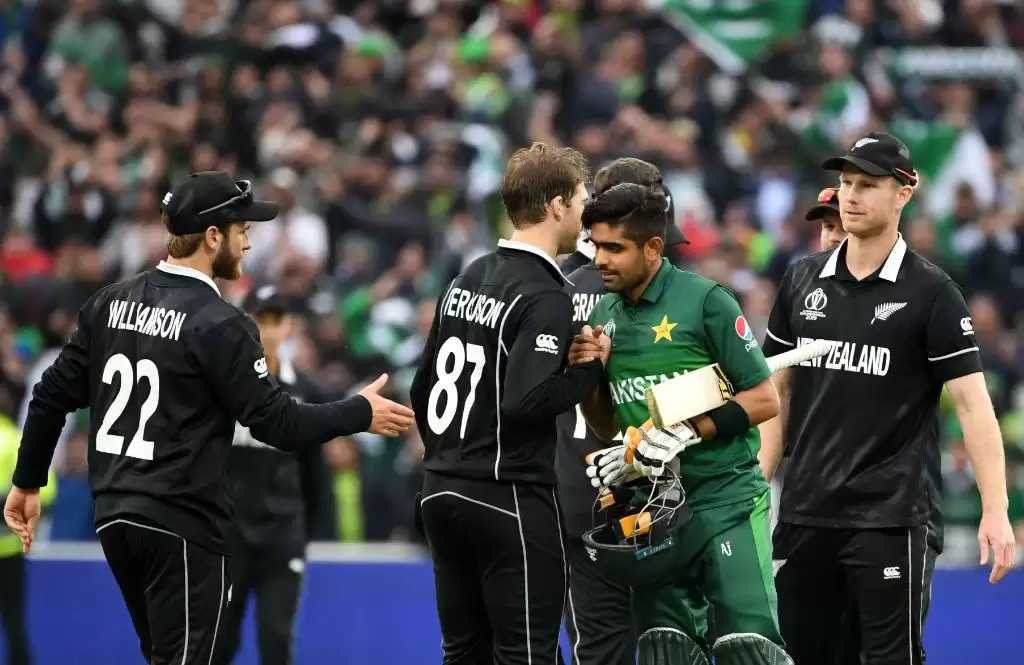 Eighth Pakistan squad member tests positive for Covid-19