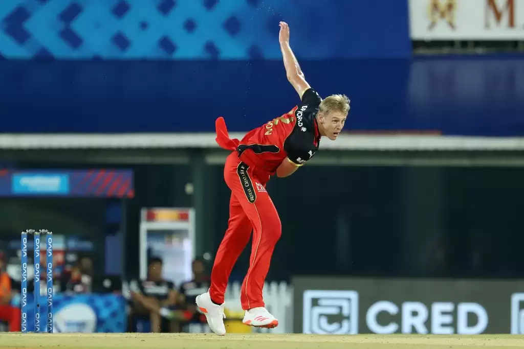 IPL 2021 | WATCH: Kyle Jamieson’s Yorker Breaks Krunal Pandya’s Bat during MI vs RCB Contest
