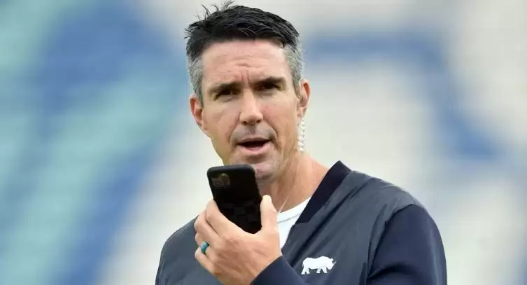 WATCH: “MS, you are in there, I am not in your pocket,” Kevin Pietersen gets back at MS Dhoni recalling 2007 dismissal