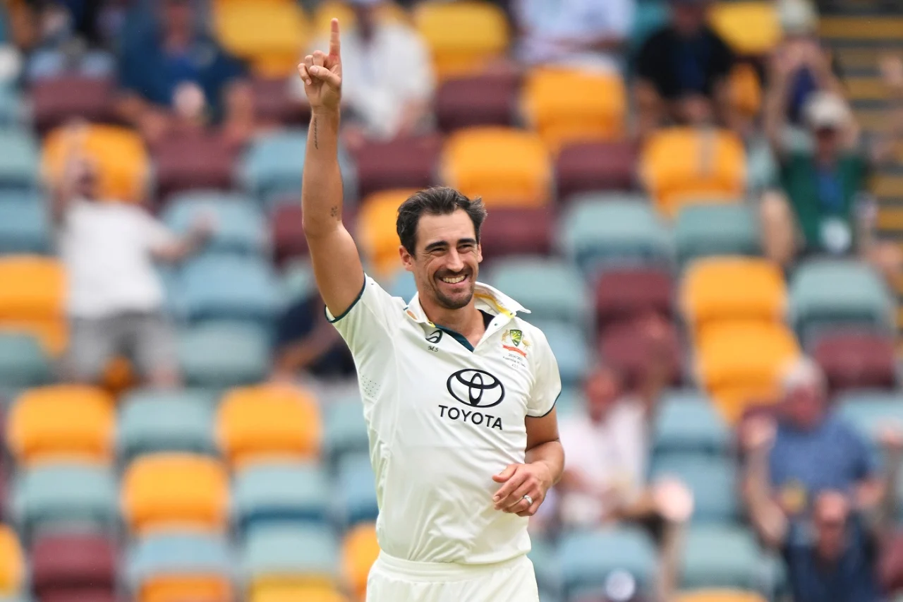 Mitchell Starc All Set To Break Pakistan Legend’s Unique Record During SL vs AUS Tests