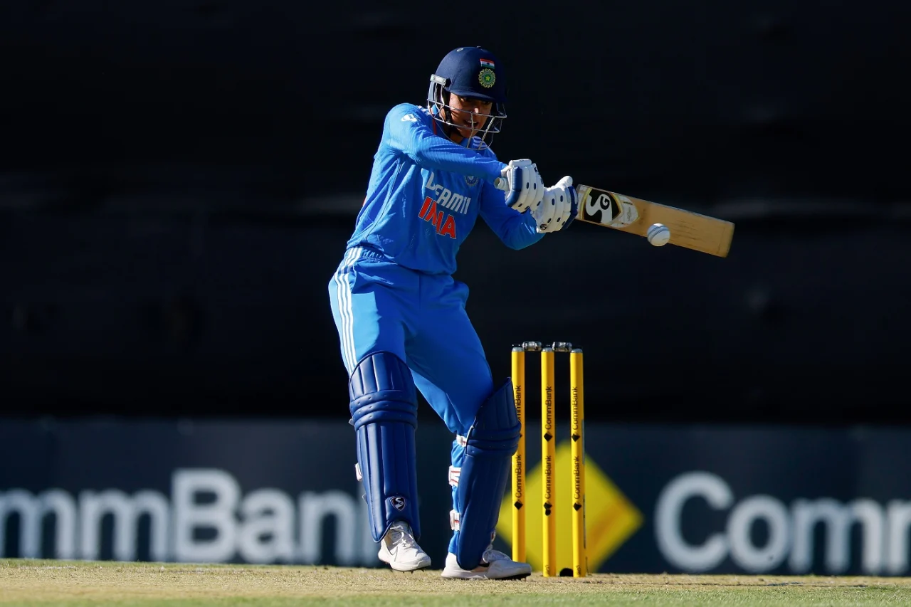 smriti mandhana reaches 4000 wodi runs