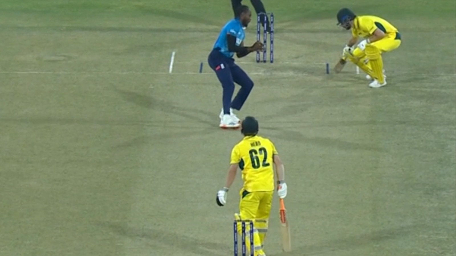 Injury scare for England! Jofra Archer Winces in Pain After A Stunning Return Catch vs Australia in Champions Trophy 2025 [WATCH]