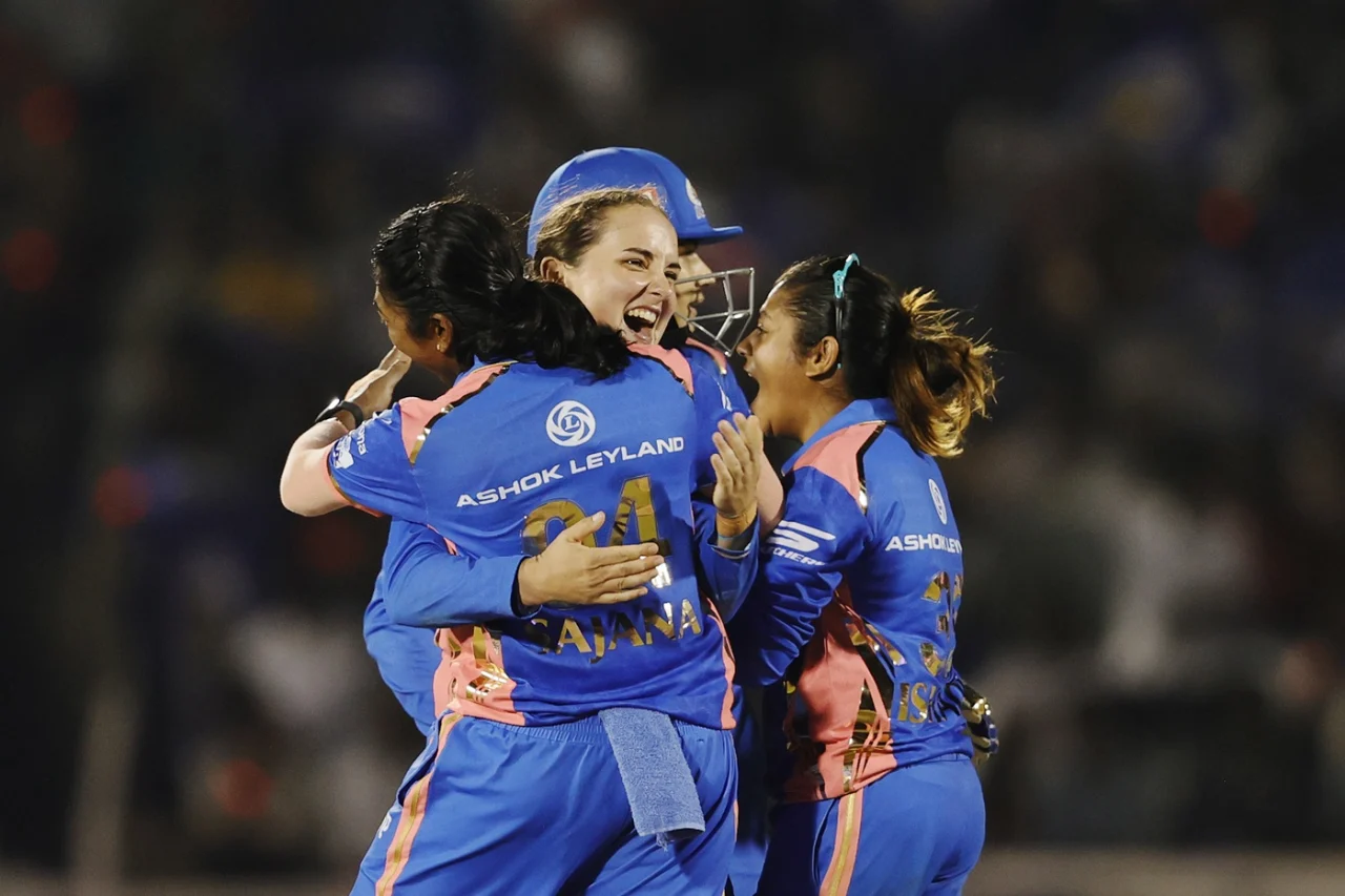 Mumbai indians wpl title winners wpl 2025 miw vs dcw harmanpreet kaur