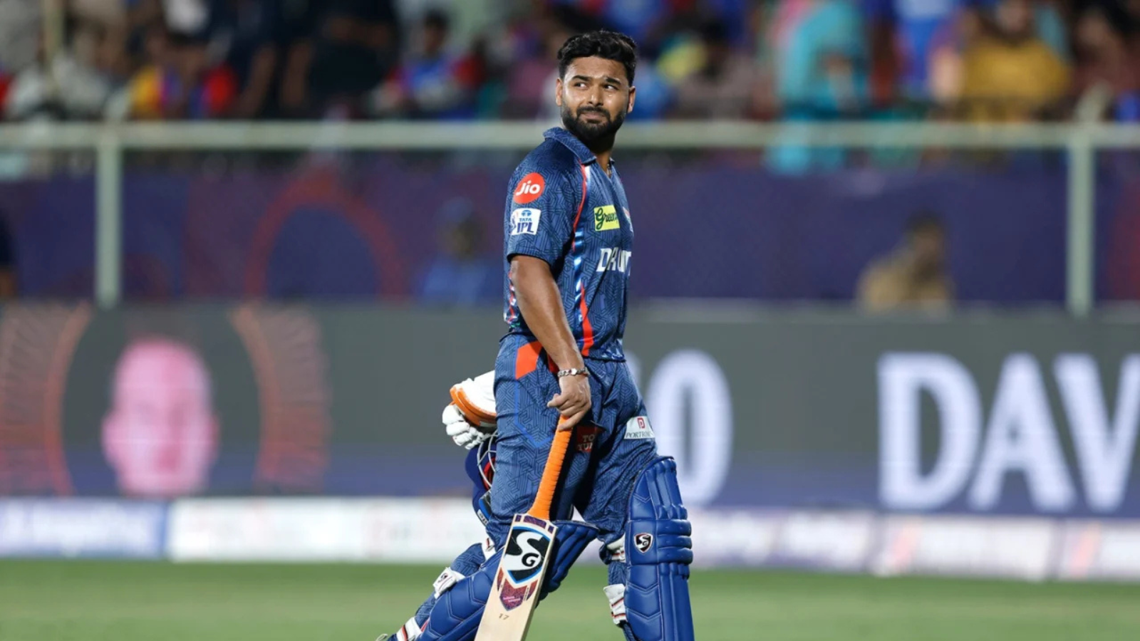 A user on the social media platform X (formerly Twitter) revealed that CSK showed their interest in acquiring Rishabh Pant.