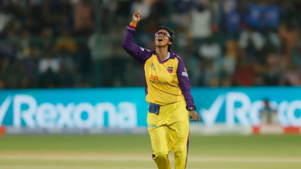 Deepti Sharma Duped for INR 25 Lakhs, Accuses Fellow Cricketer UP Warriorz Arushi Goel of Jewellery Theft