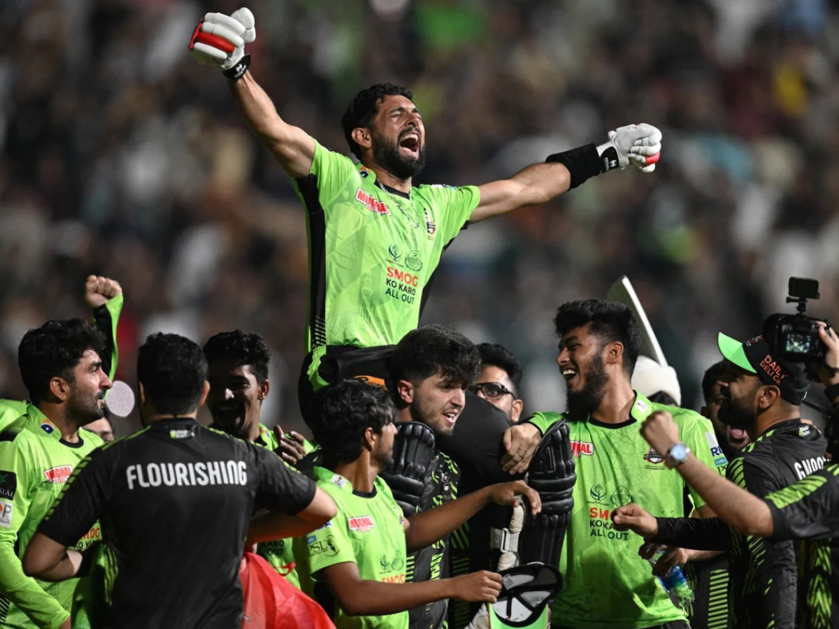 Meals in 3 Different Countries in 24 Hours: Former Punjab Kings Star Sikandar Raza Plays Big Role in Lahore Qalandars Winning PSL 2025 Title