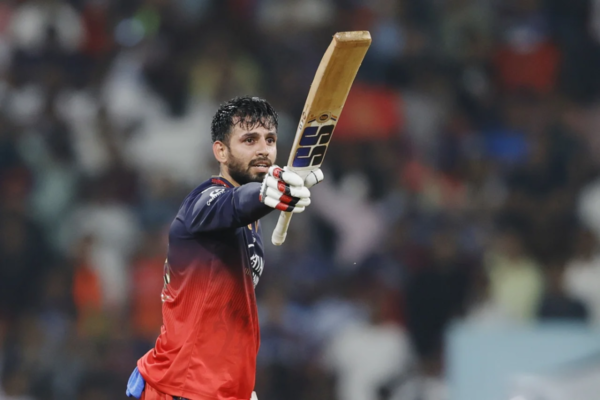 [WATCH]: RCB Star Jitesh Sharma Flaunts Finishing Skills With Last-Ball Six to Help His Team Qualify for Vidarbha Pro T20 League Final