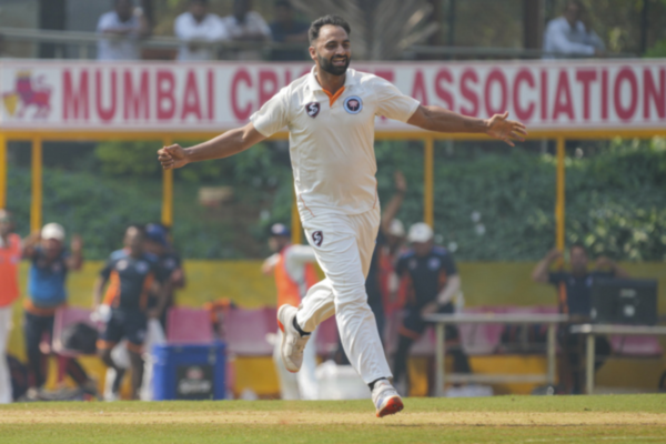 Who is Aaqib Nabi? Meet Jammu & Kashmir Pacer Who Starred With Hat-trick In the Duleep Trophy 2025