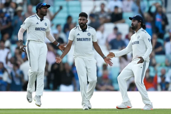mohammed siraj zak crawley wicket eng vs ind 5th test oval test last ball