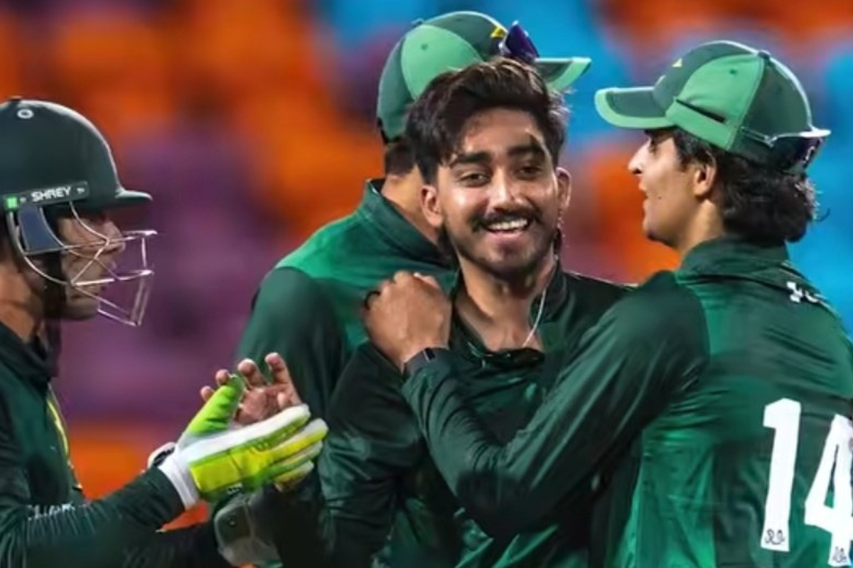 Who Is Faisal Akram, Left-Arm Wrist Spinner Trained by Mushtaq Ahmed Waiting to Be Unleashed by Pakistan