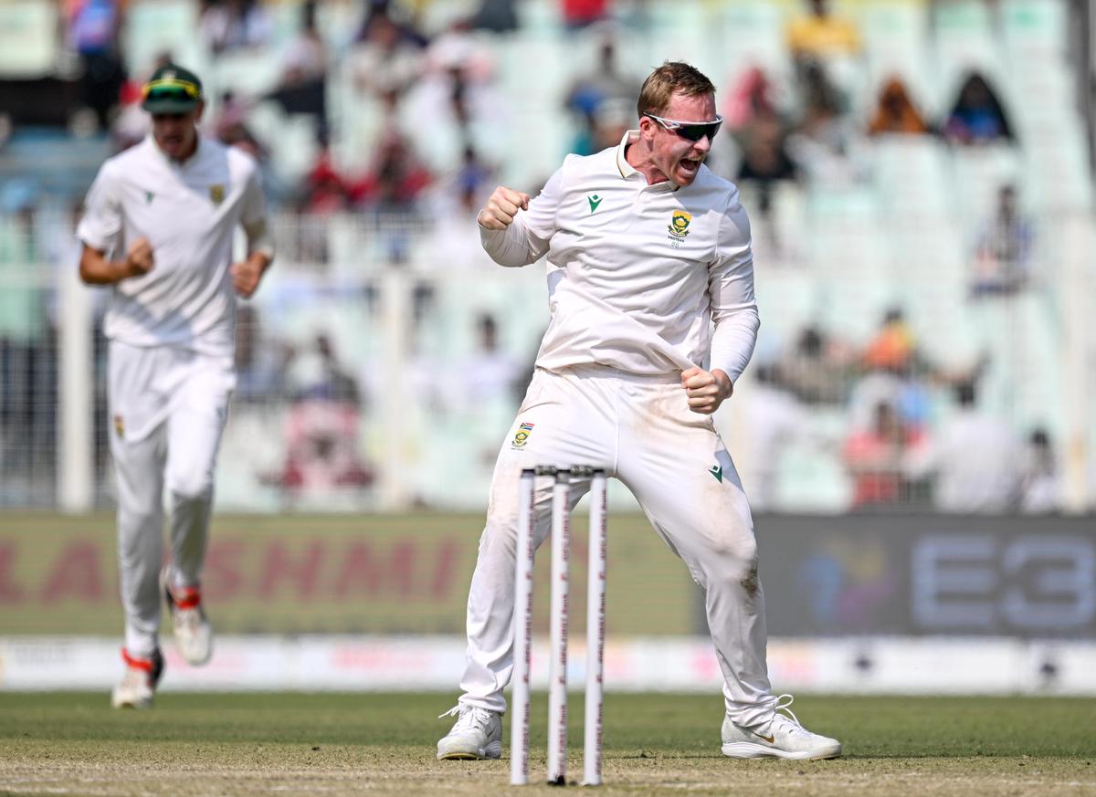 Best Figures by a Visiting Spinner in India: Simon Harmer Tops the List With Historic Performance in IND vs SA Tests