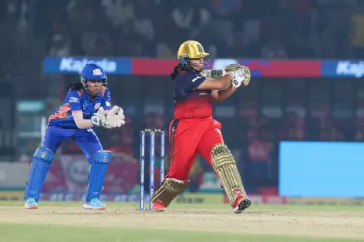 “Dhoni of Women’s Cricket” – Fans React After Richa Ghosh Almost Pulls off Chase in RCB vs MI WPL 2026 Encounter