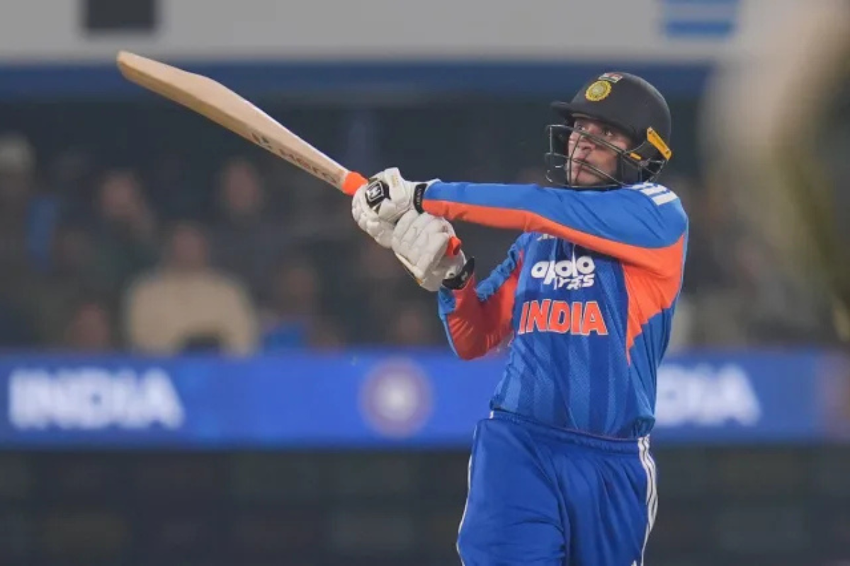Former India Legend Backs Abhishek Sharma to Break Yuvraj Singh’s Record for Fastest T20I Fifty