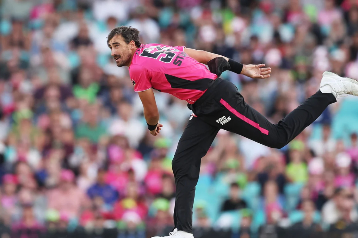 Mitchell Starc Injury Update: Will Delhi Capitals Pacer Play for Sydney Sixers in BBL 2025–26 Challenger Match?