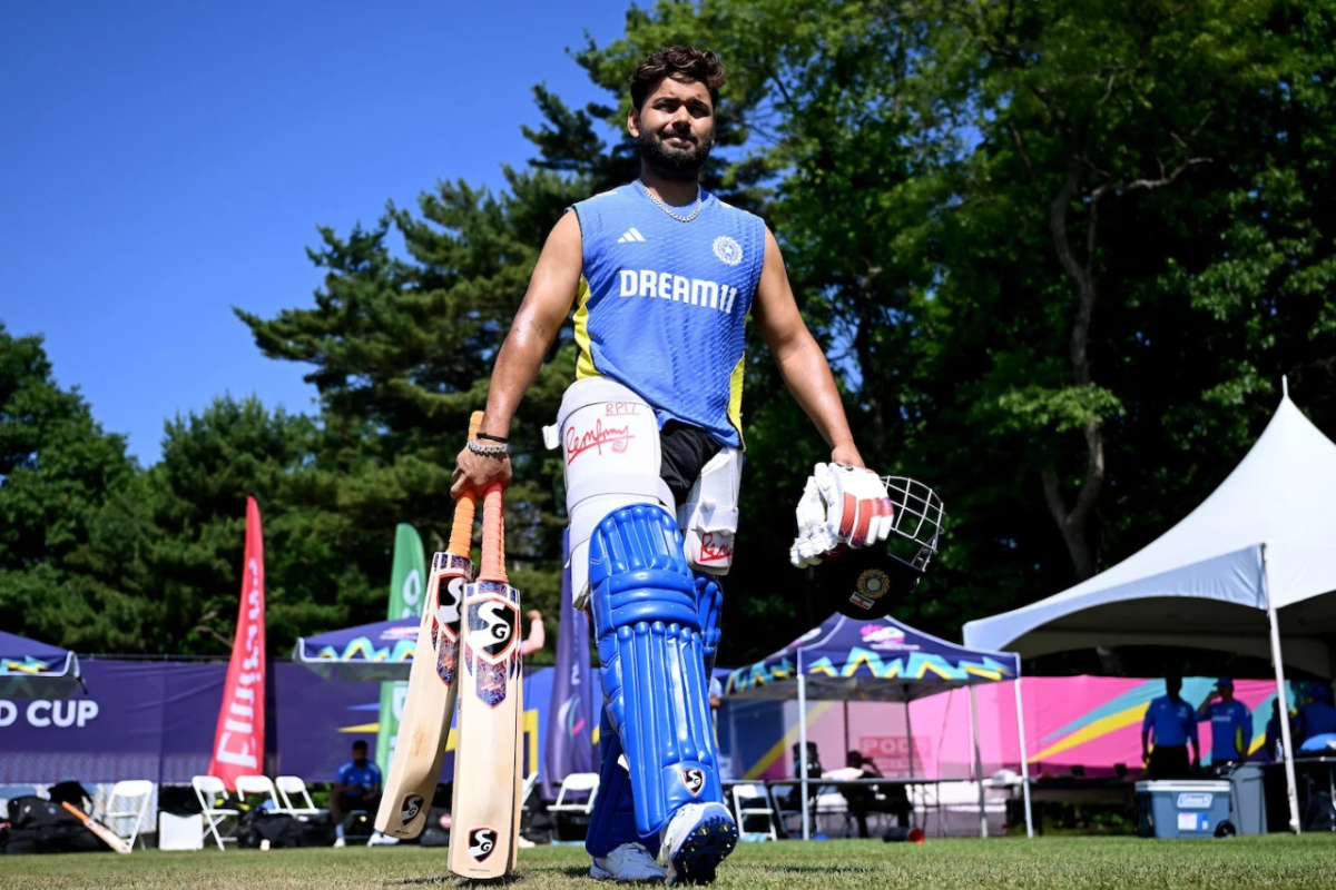 Ashwin Believes Rishabh Pant Does Not Fit in India Middle Order, Suggests New Role Ahead of New Zealand ODIs