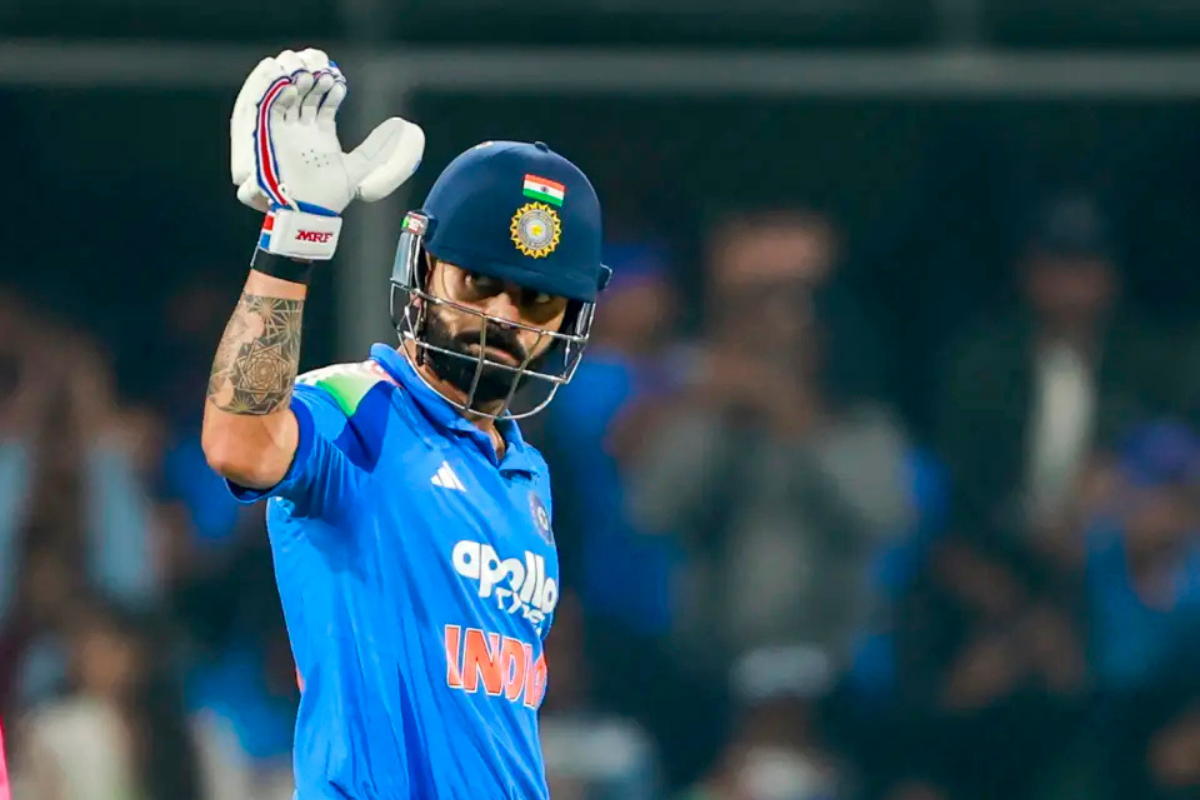 ‘Fighting A Lone Battle’ – Virat Kohli Slams 85th International Hundred in Tricky Run-Chase in IND vs NZ ODI Series Decider