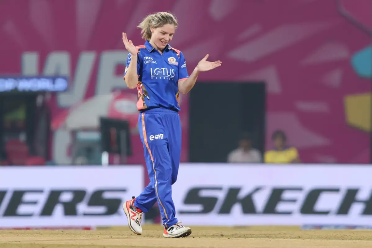 Why is Nicola Carey Not in Mumbai Indians Playing XI Tonight in RCB vs MI WPL 2026 Clash?