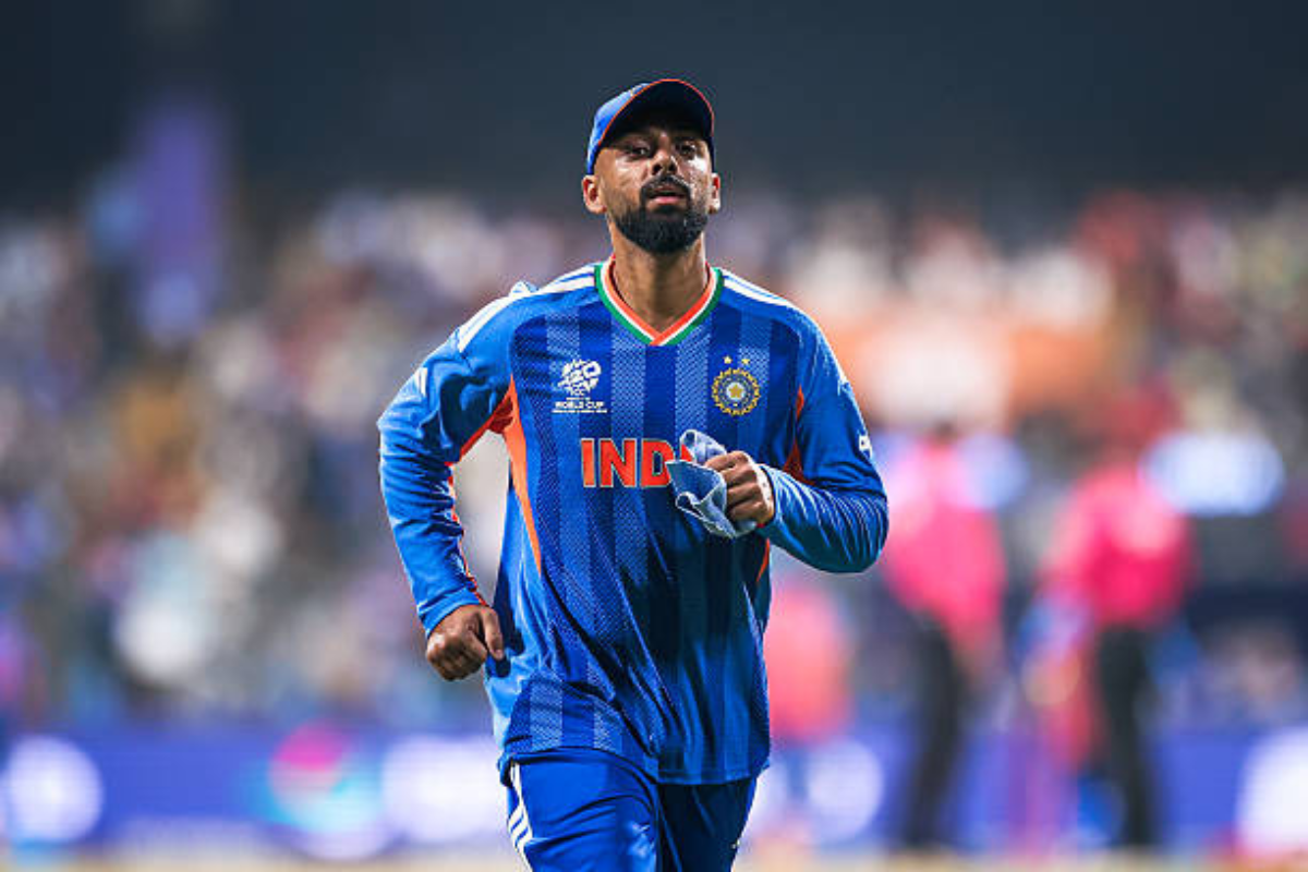 ‘Don’t Let Him Bowl Full Quota’ – Fans React as Varun Chakravarthy Finishes With Third-most Expensive Spell in IND vs SA T20 World Cup 2026 Super 8 Clash