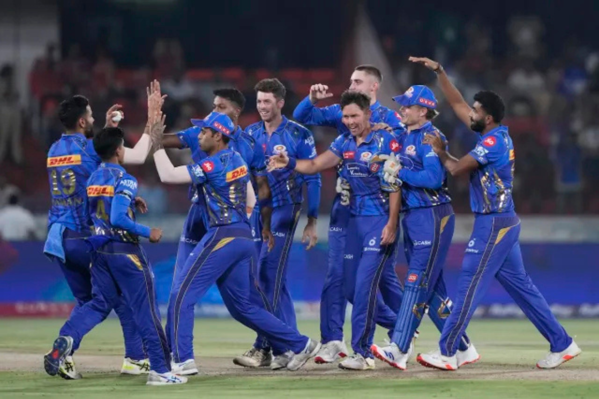 Former RCB Captain Hails Mumbai Indians Pair, Compares to ‘Having Two Russells in Team’ Before IPL 2026