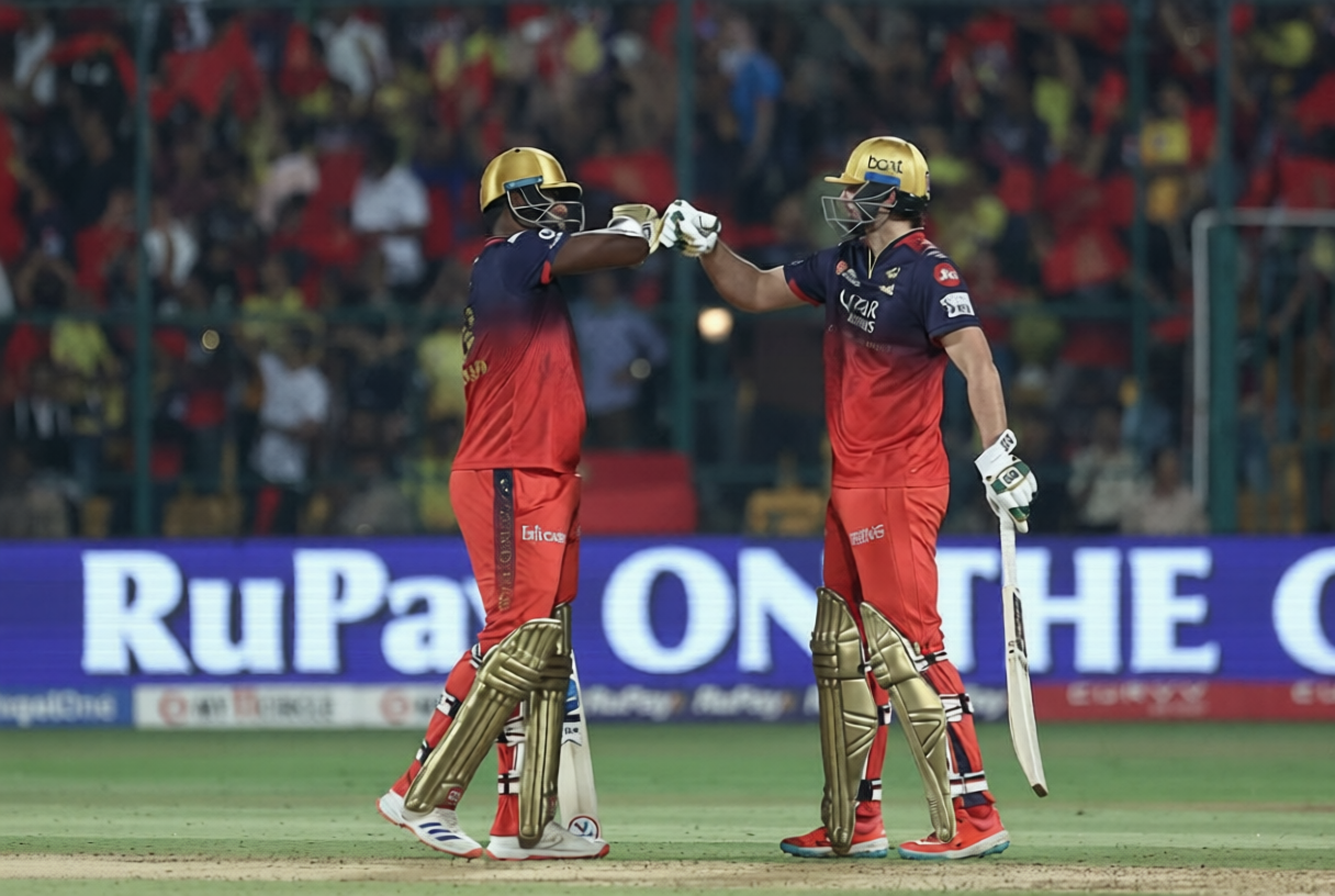 RCB Finishers Tim David and Romario Shepherd in Fiery Form, Flex Six-Hitting Muscles Ahead of IPL 2026 [WATCH]