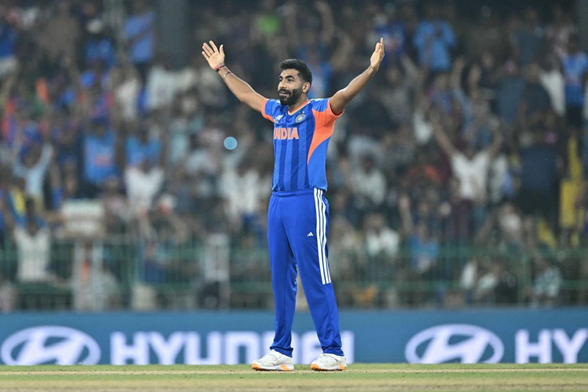 Sunil Gavaskar Shares Advice on How Jasprit Bumrah Overs Should Be Used in IND vs ENG T20 World Cup 2026 Semi-Final
