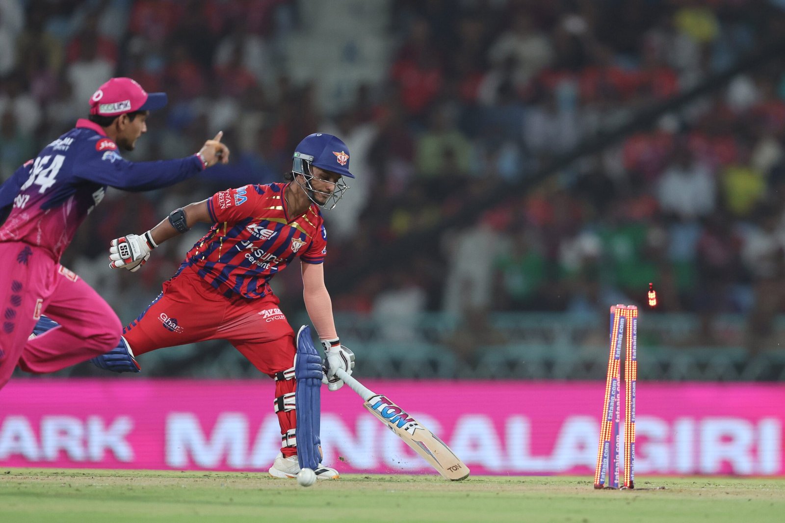 Terrible Mixup With Mitchell Marsh Forces Ayush Badoni To Get Run Out for Golden Duck in LSG vs RR IPL 2026 [WATCH]